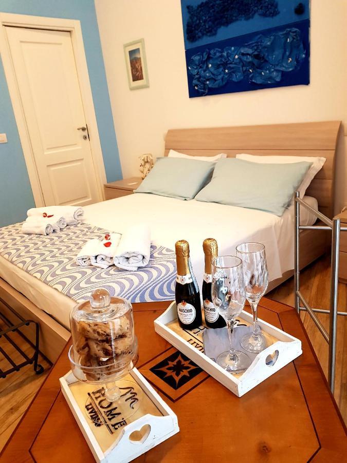 Lo Specchio Dei Papiri Bed & Breakfast Napoli Exterior foto